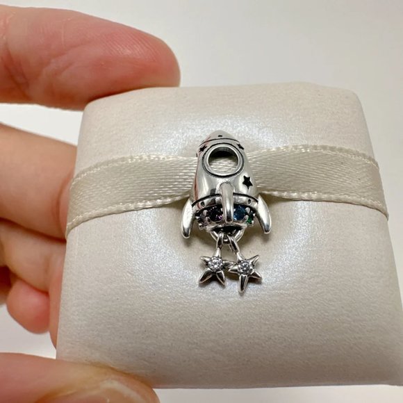 Pandora Space Love Rocket Charm - Picture 3 of 5